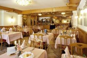 Val di Fiemme a hotel Bellavista s restaurací