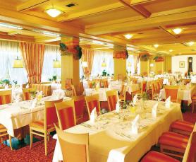 Italský hotel Obereggen s restaurací